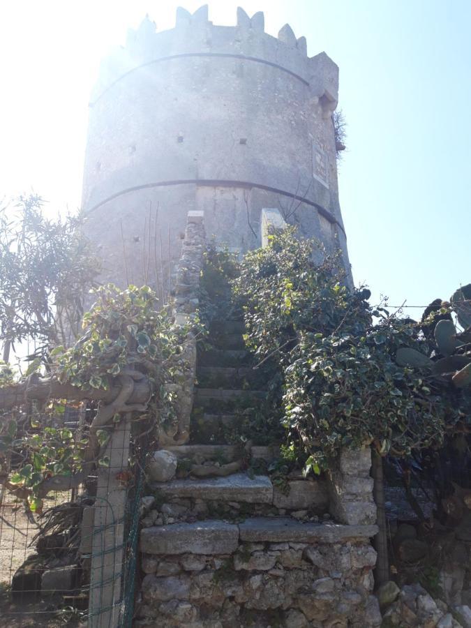 B&B Torre Del Lago 2 Foce Varano Exteriör bild